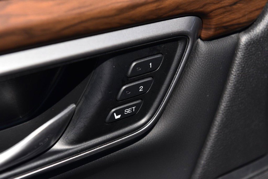 Certified 2022 Honda CR-V Touring image 9