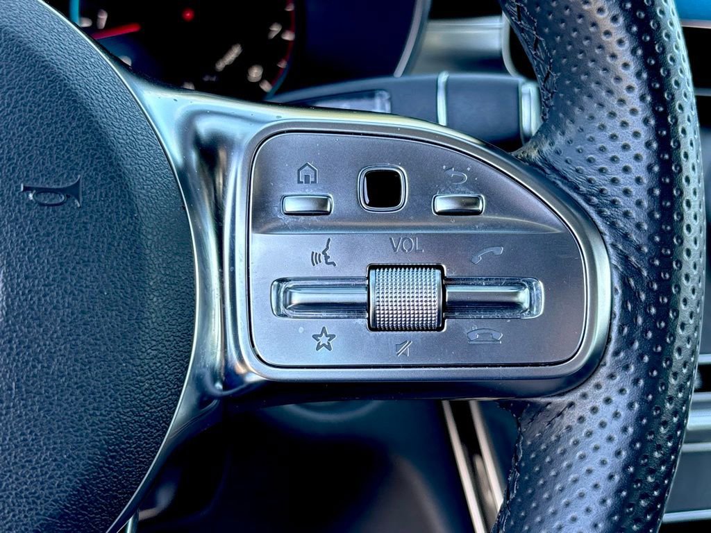 Used 2021 Mercedes-Benz C 300 Sedan image 21