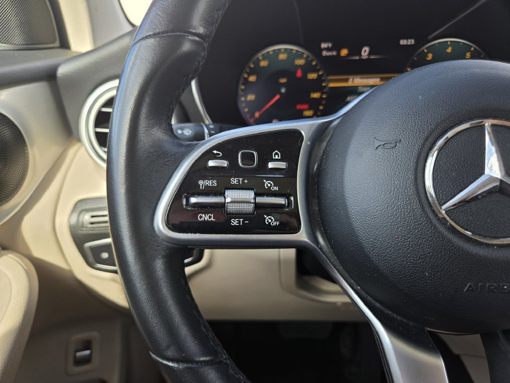 Used 2022 Mercedes-Benz GLC 300 image 26