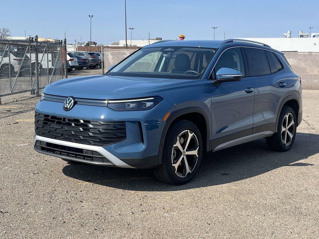 New 2026 Volkswagen Tiguan SE AWD/4WD image 1