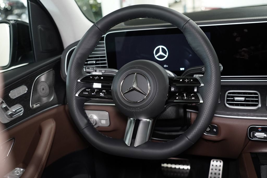 New 2026 Mercedes-Benz GLS 450 4MATIC image 17