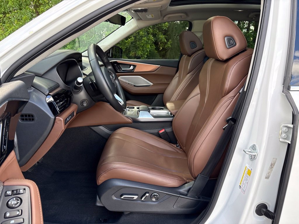 Used 2023 Acura MDX w/ Technology Package FWD image 14