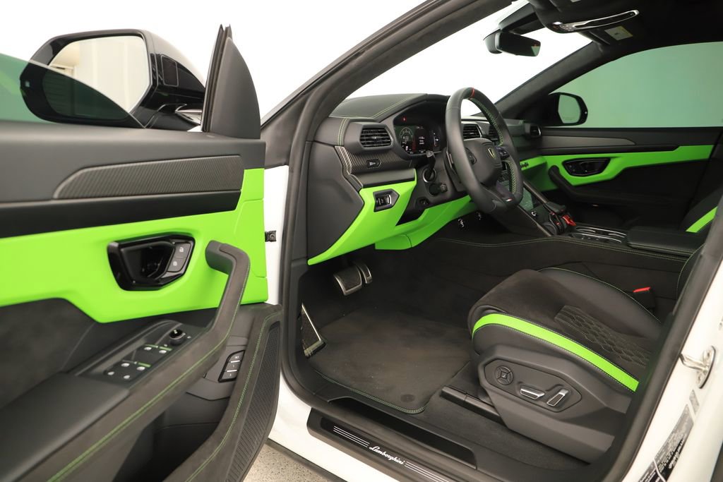 Used 2024 Lamborghini Urus S image 14