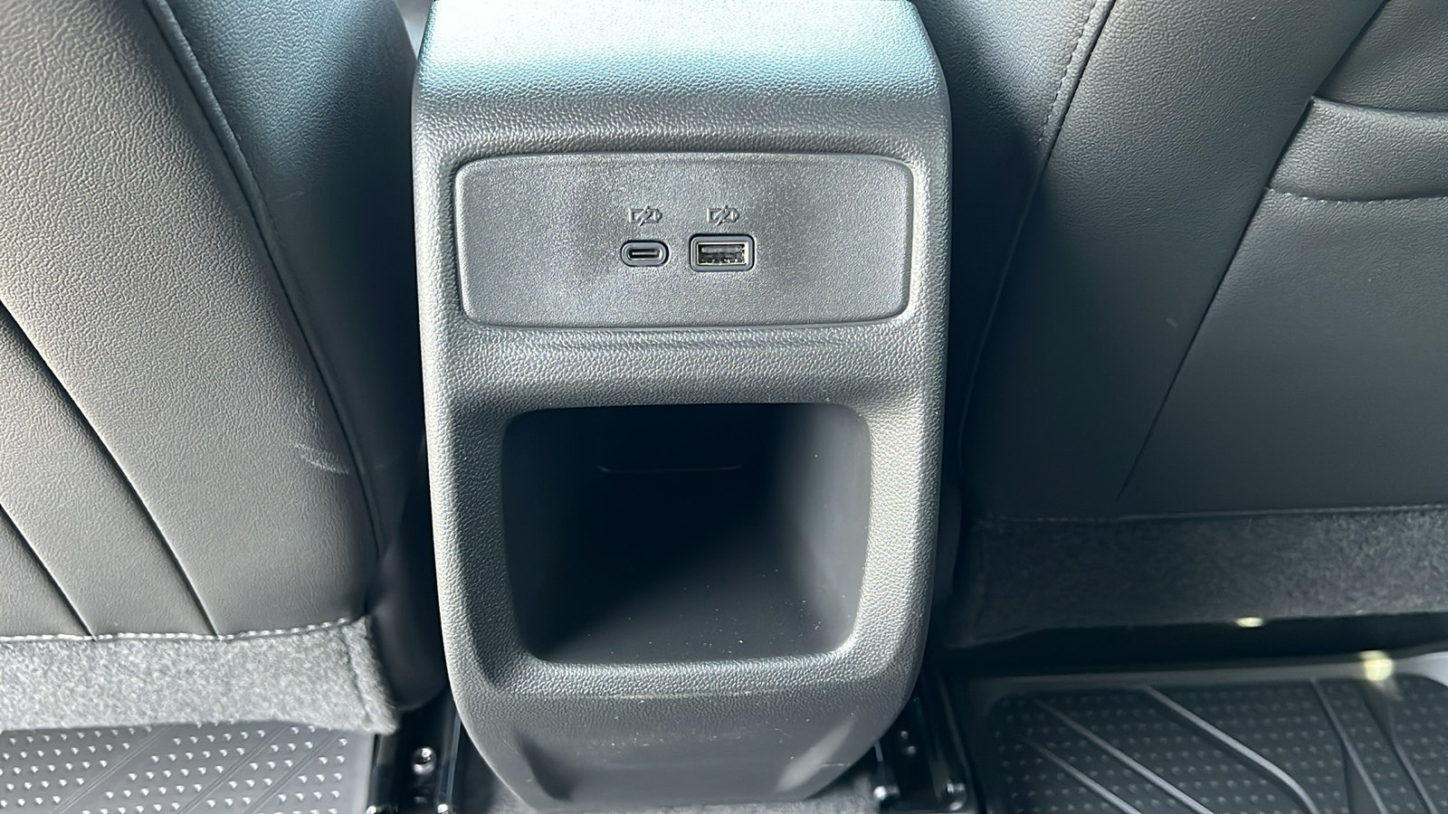 New 2026 Chevrolet Trax RS w/ Driver Confidence Package FWD image 14