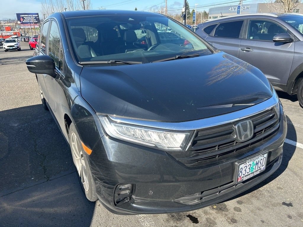 Used 2023 Honda Odyssey Touring image 3