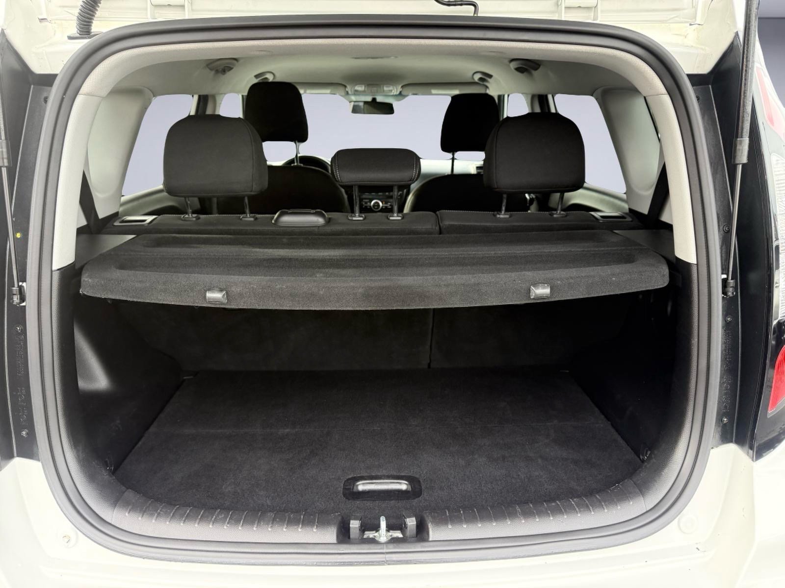 Used 2018 Kia Soul + FWD image 8