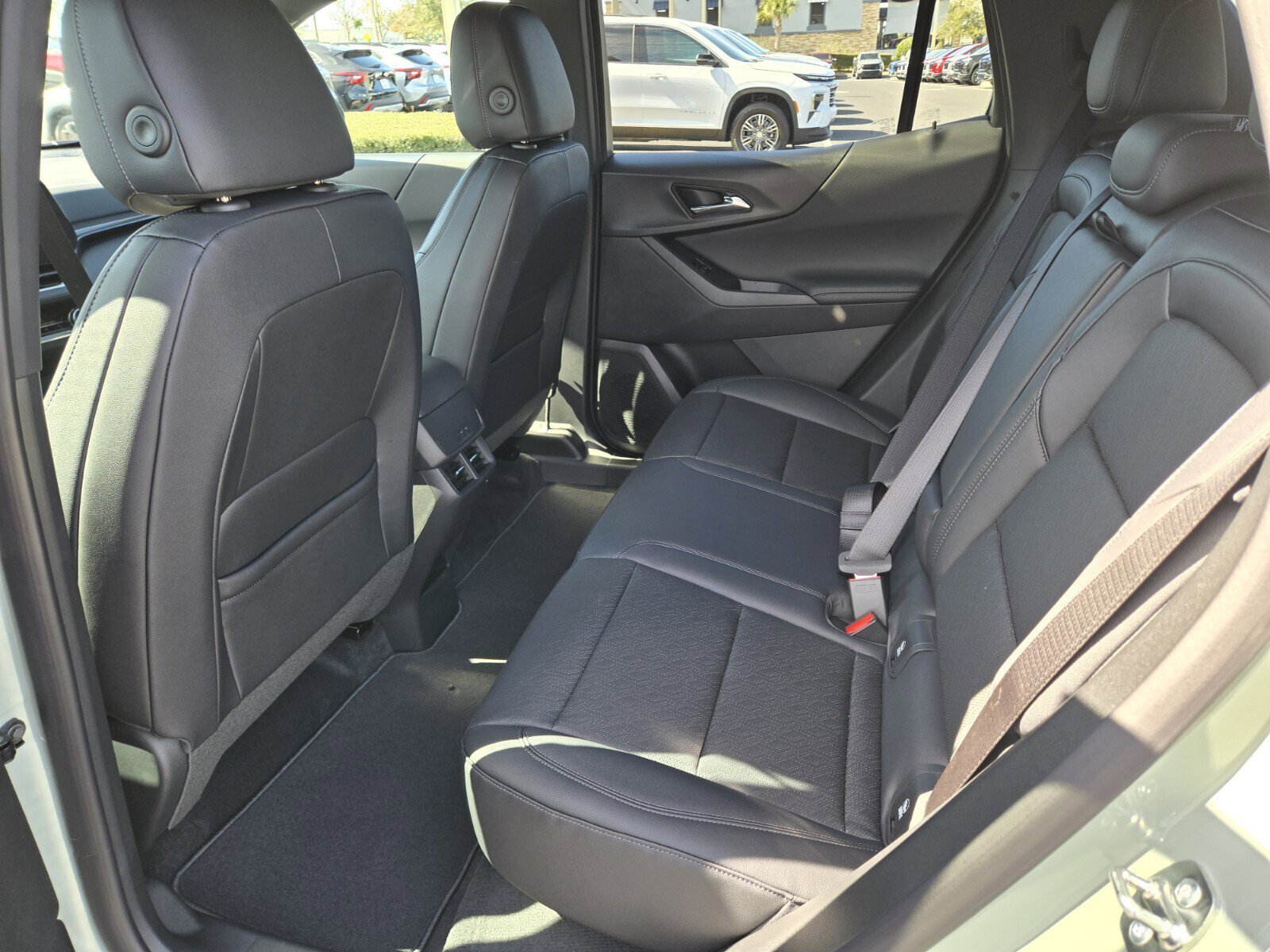 New 2026 Chevrolet Equinox LT w/ Convenience Package II image 6