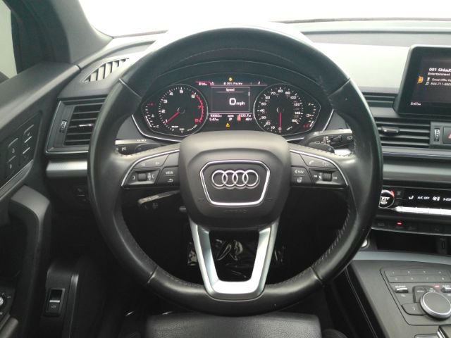 Used 2020 Audi Q5 2.0T Premium w/ Titanium Sport Package AWD/4WD image 35