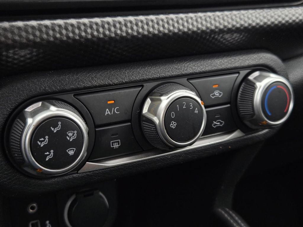 Used 2019 Nissan Kicks S FWD image 21