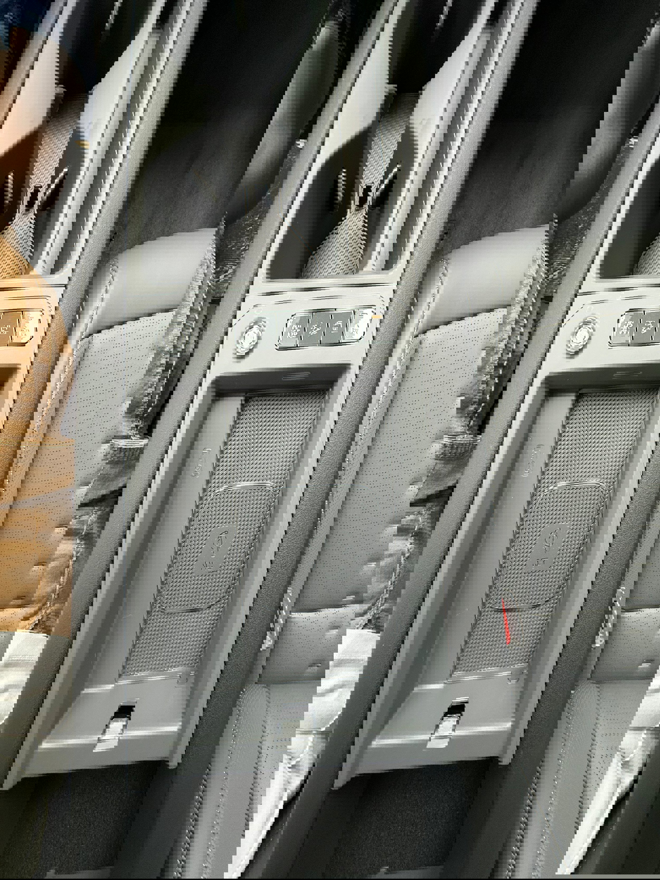 New 2026 Kia EV9 Wind image 18