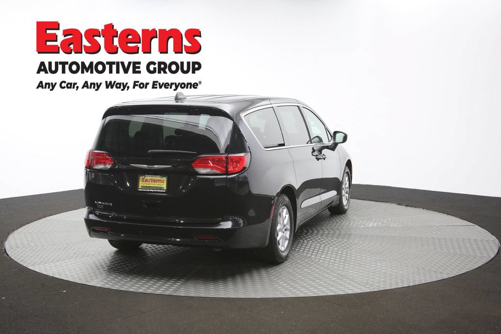 Used 2024 Chrysler Voyager LX FWD image 40