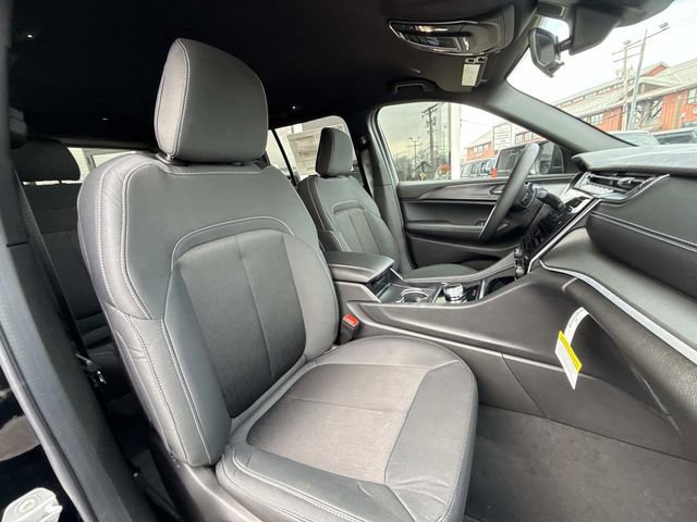 New 2026 Jeep Grand Cherokee Laredo image 39