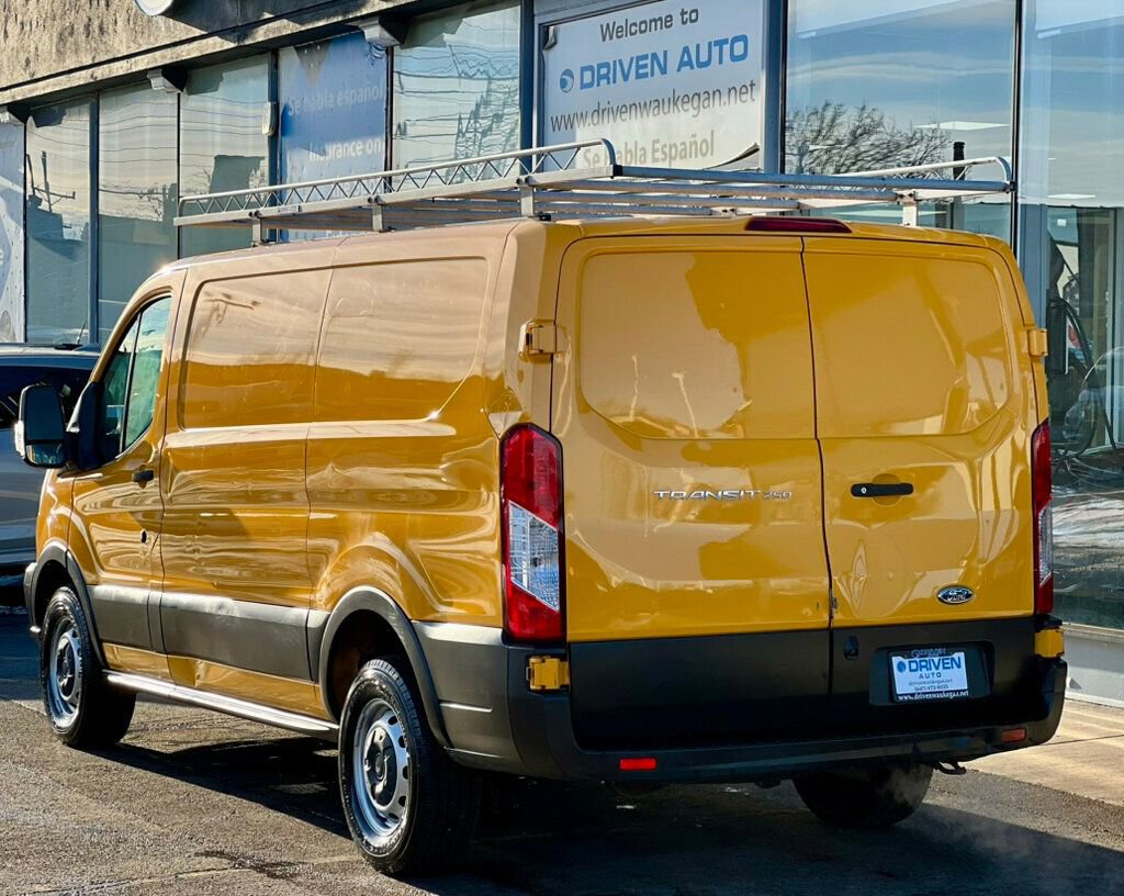Used 2019 Ford Transit 250 130 Low Roof RWD image 28
