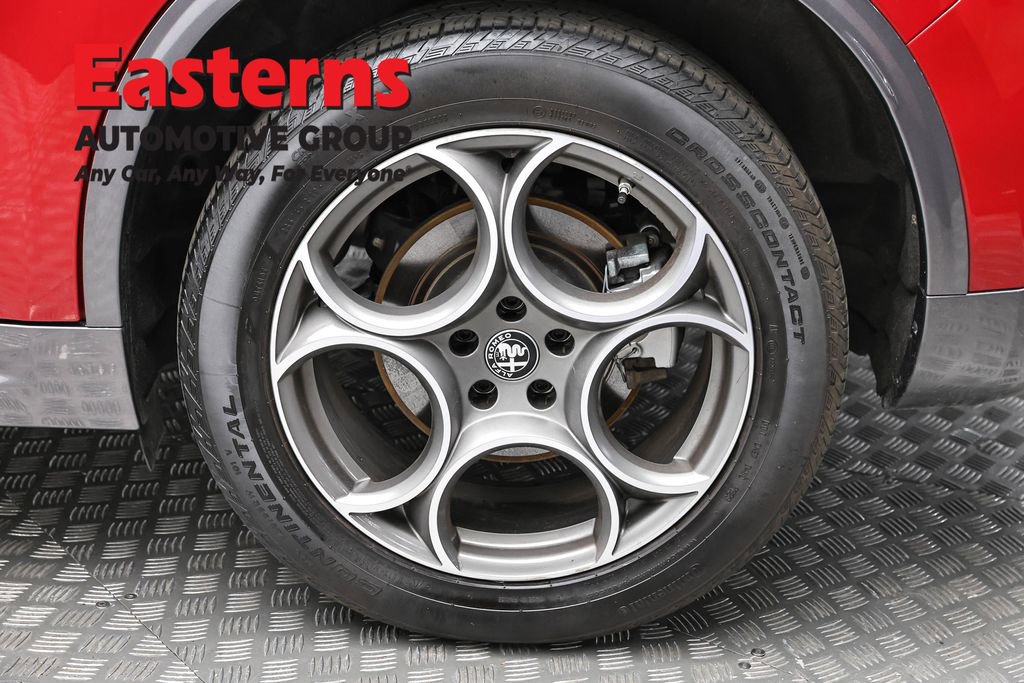 Used 2024 Alfa Romeo Stelvio Ti w/ Active Assist Plus Package image 8