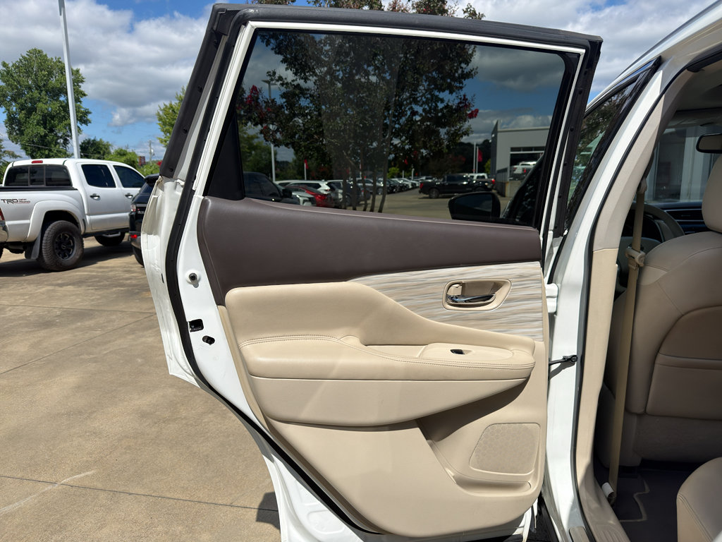 Used 2017 Nissan Murano SL w/ SL Technology Package FWD image 12
