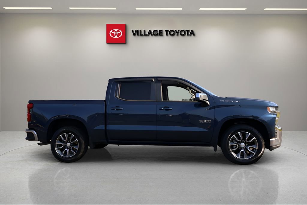 Used 2020 Chevrolet Silverado 1500 LT w/ Texas Edition image 7