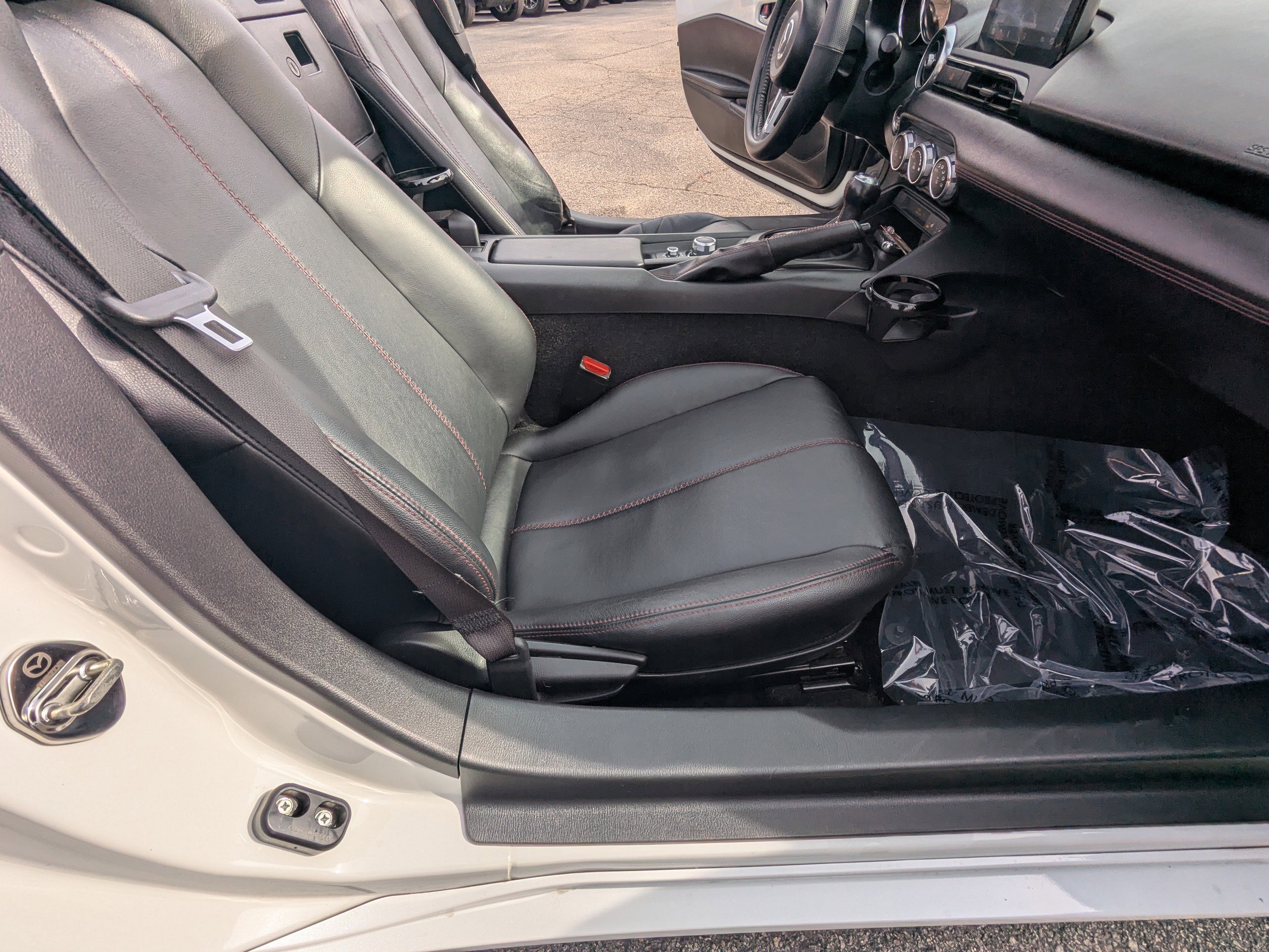 Used 2018 MAZDA MX-5 Miata Grand Touring image 12