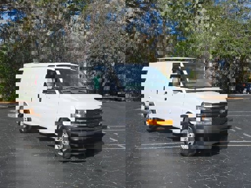 Used 2025 Chevrolet Express 2500 w/ Driver Convenience Package image 14