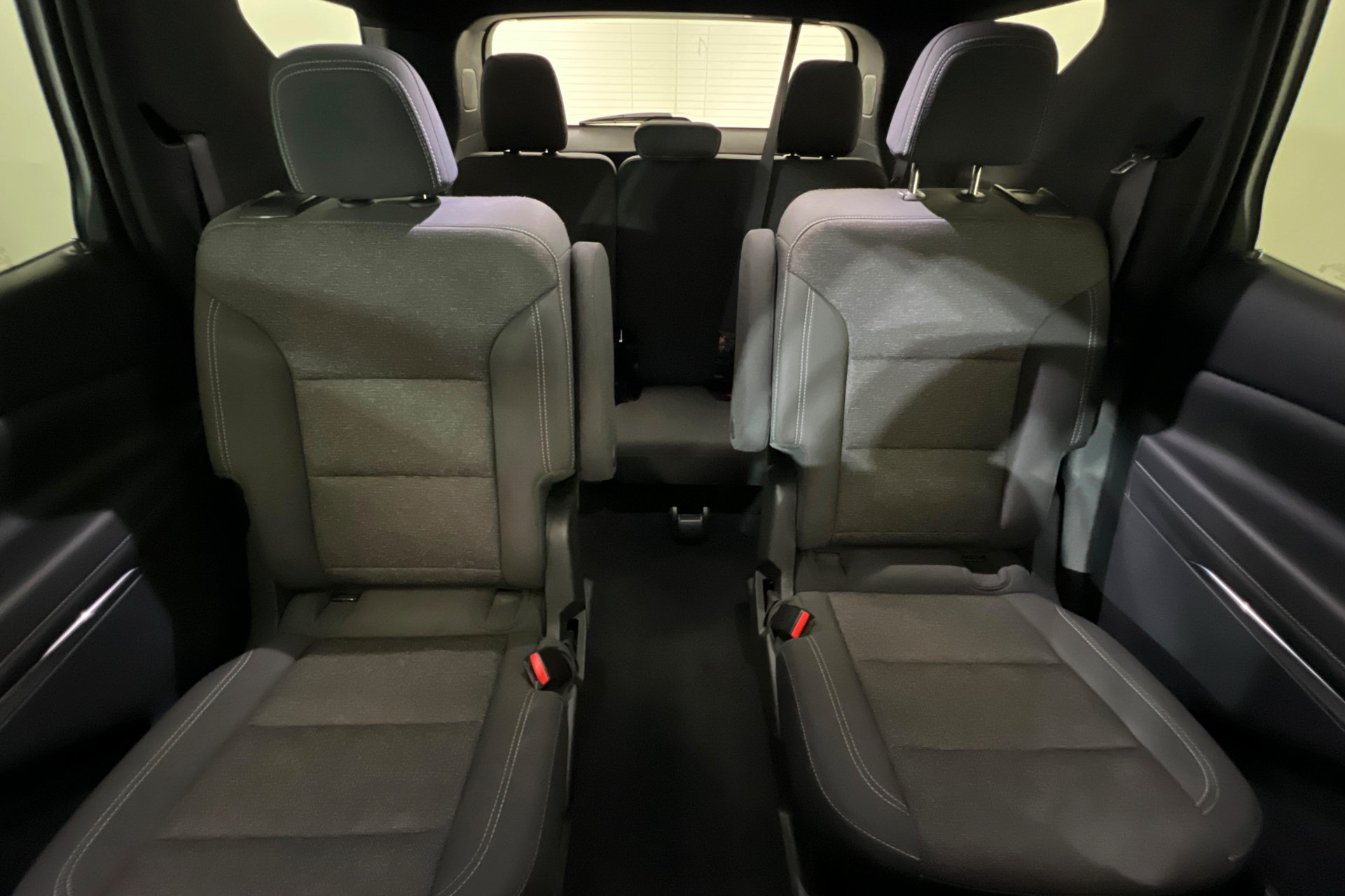 Used 2024 Chevrolet Traverse LT AWD/4WD image 23
