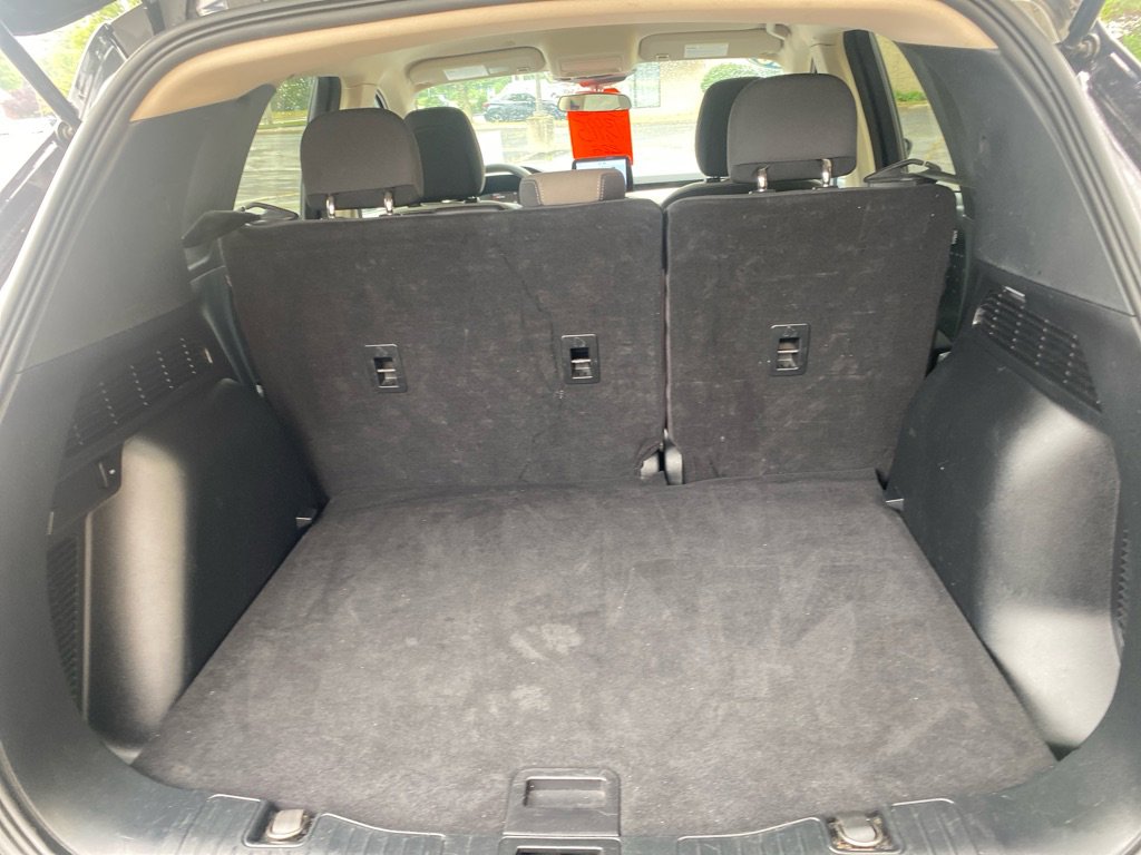 Used 2020 Ford Escape SE image 20