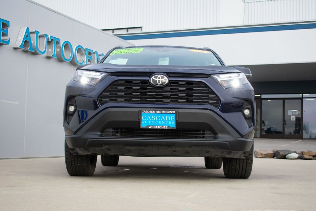 Used 2025 Toyota RAV4 XLE Premium image 3