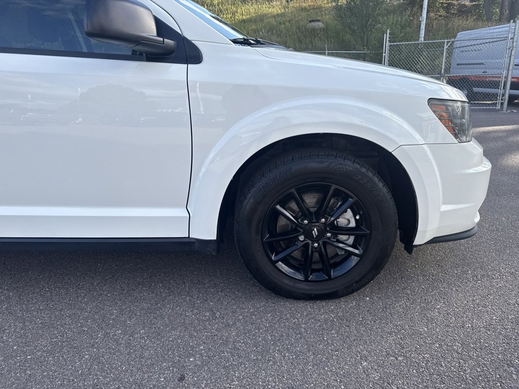 Used 2020 Dodge Journey SE w/ SE Popular Equipment Group image 29
