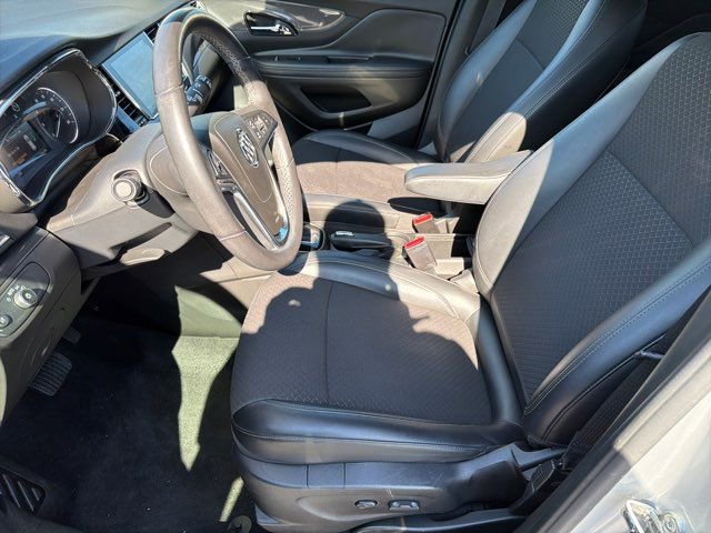 Used 2018 Buick Encore Preferred image 12