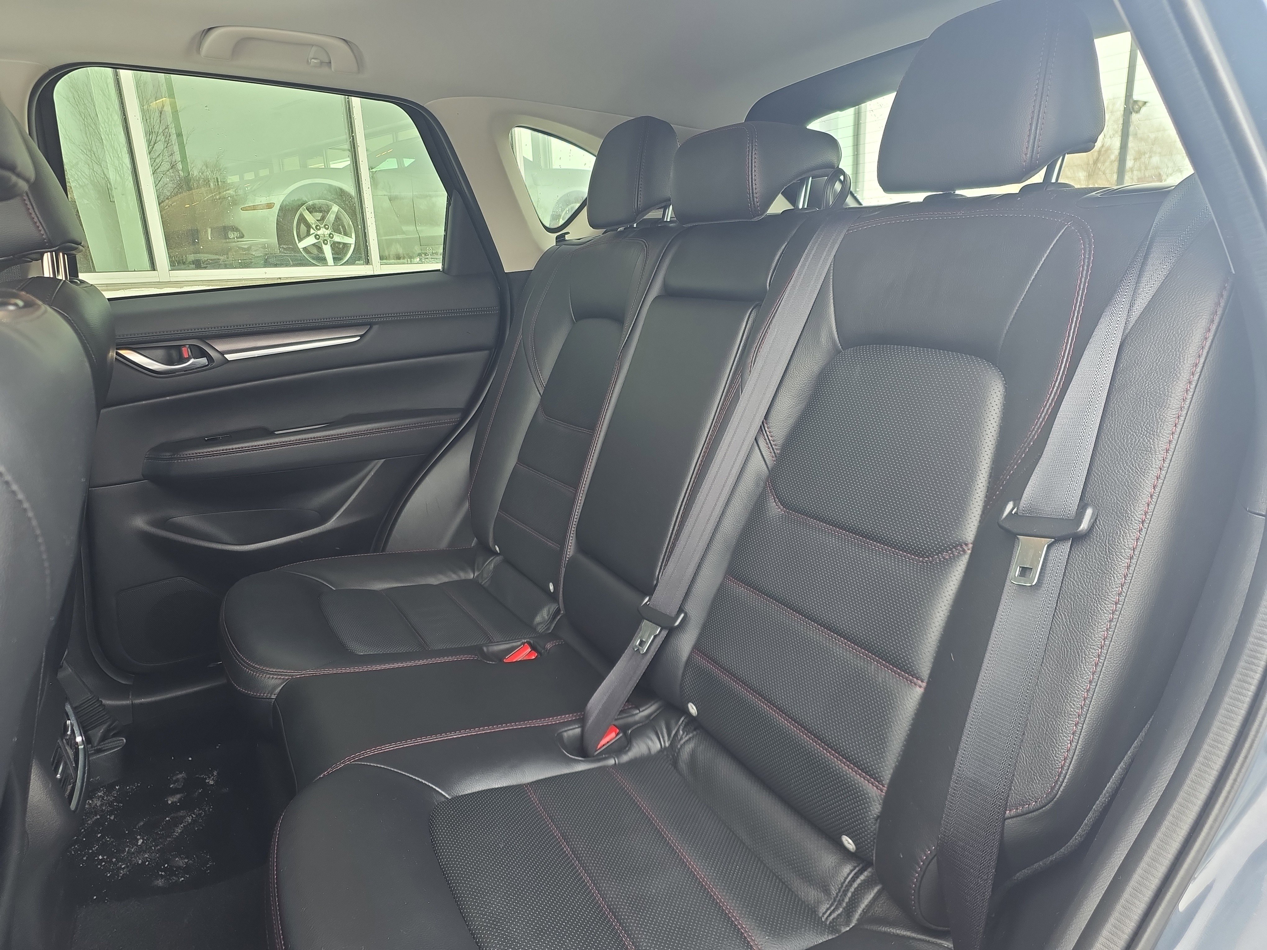 Used 2025 MAZDA CX-5 Carbon Edition image 32