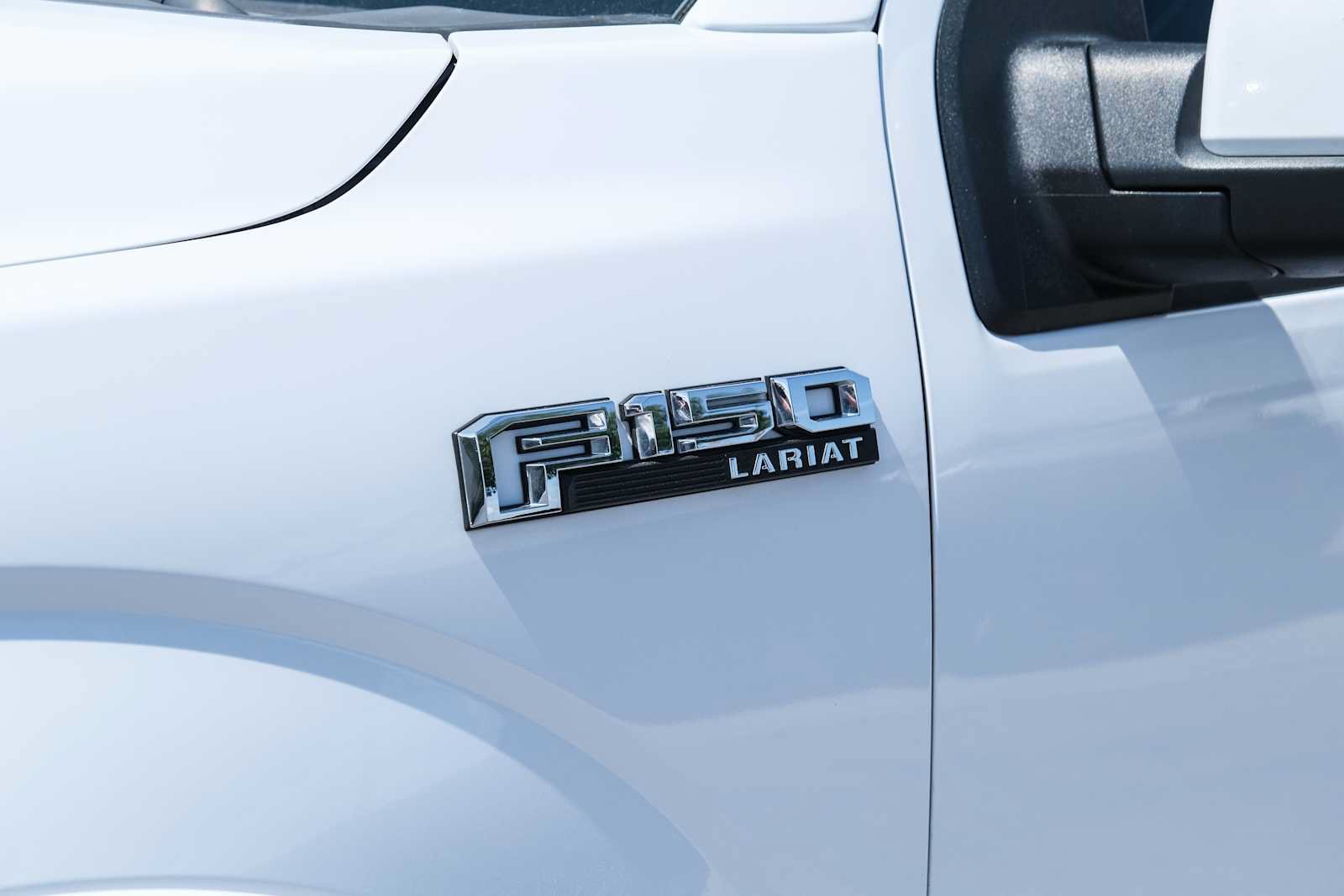 Used 2019 Ford F150 Lariat RWD image 3