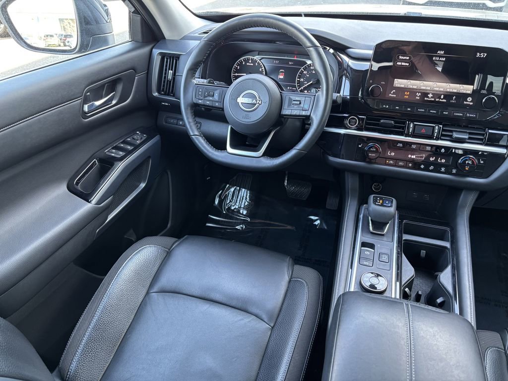 Used 2022 Nissan Pathfinder SL w/ Cargo Package image 23