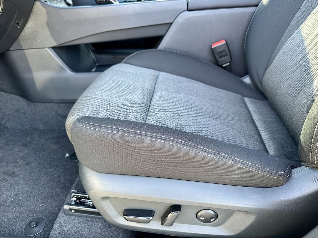 New 2026 Nissan Rogue SV w/ Cold Weather Package AWD/4WD image 29
