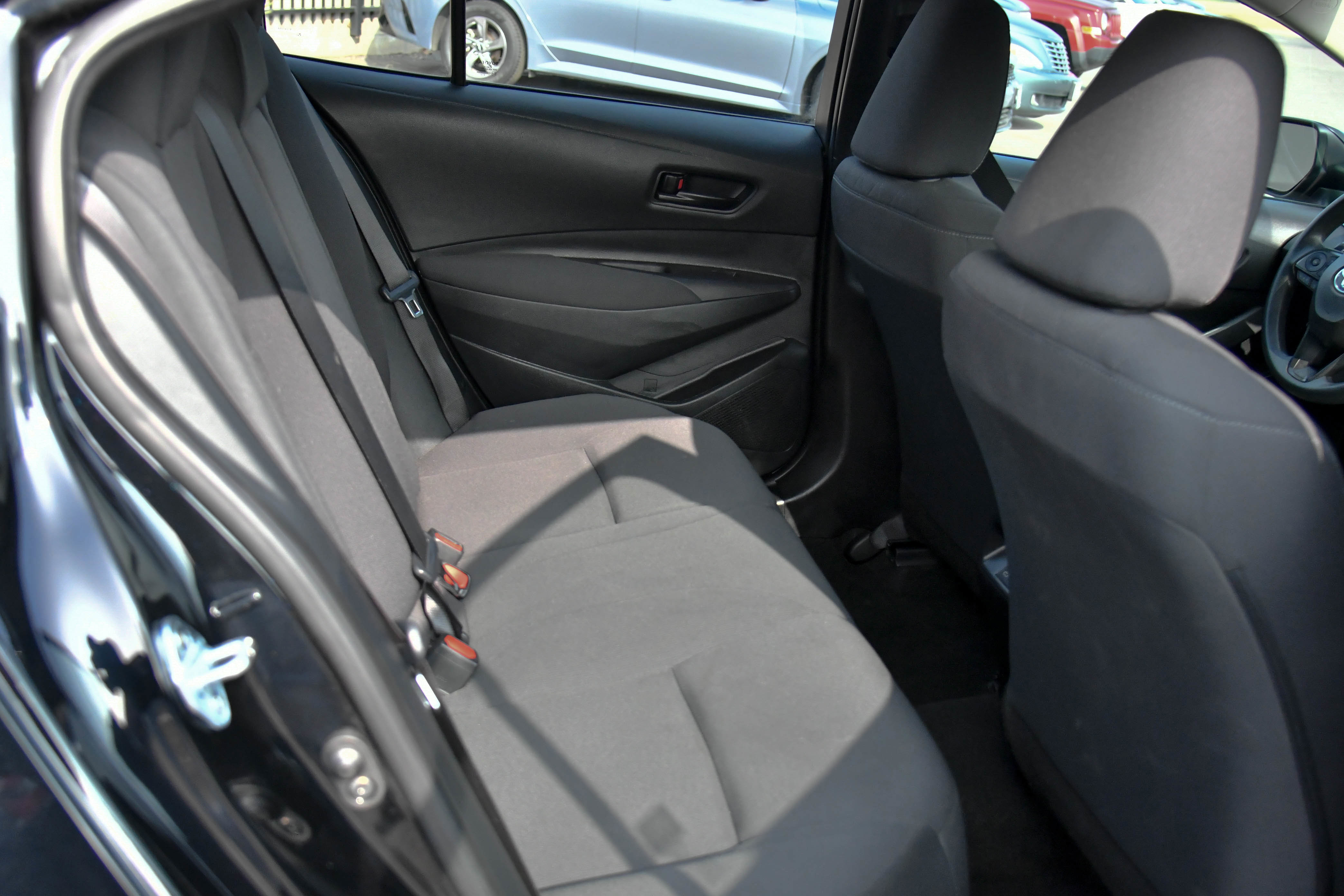 Used 2024 Toyota Corolla LE image 39