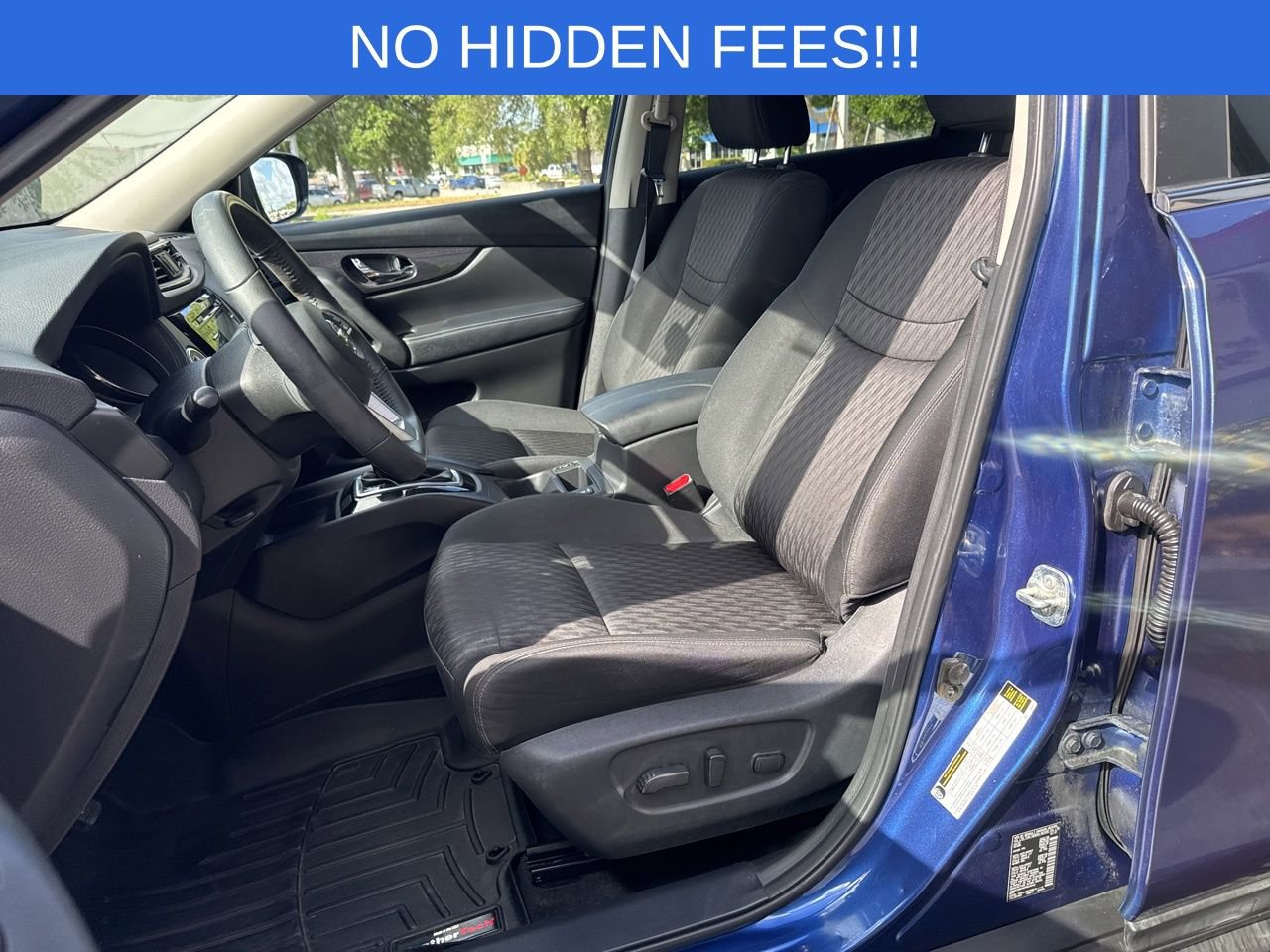Used 2017 Nissan Rogue SV AWD/4WD image 22