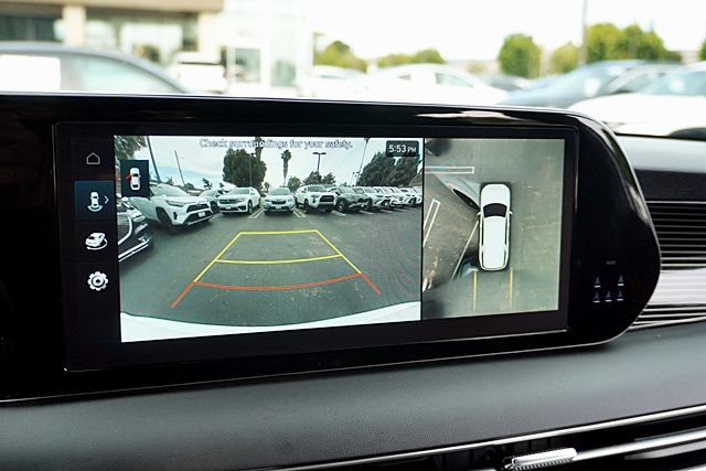 Certified 2025 Hyundai Palisade Calligraphy AWD/4WD image 30