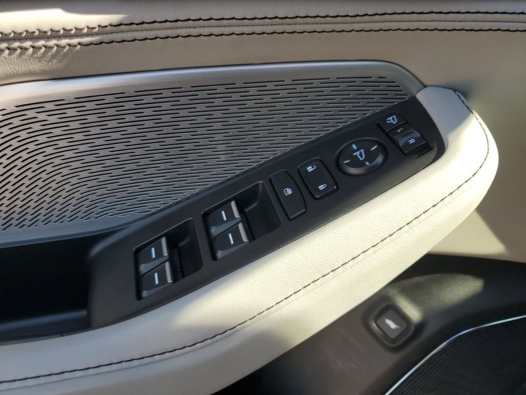 Used 2022 Acura MDX Advance image 28