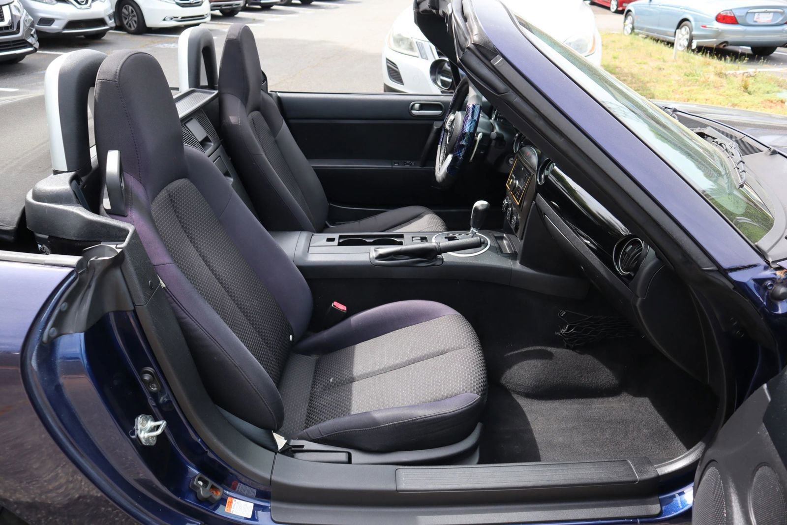 Used 2007 MAZDA MX-5 Miata Touring image 13