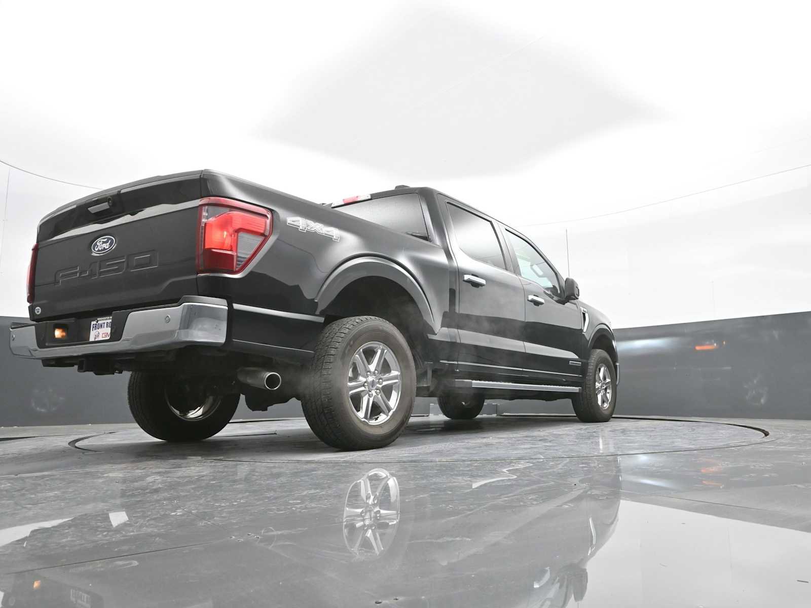 Used 2024 Ford F150 XLT w/ Mobile Office Package image 34