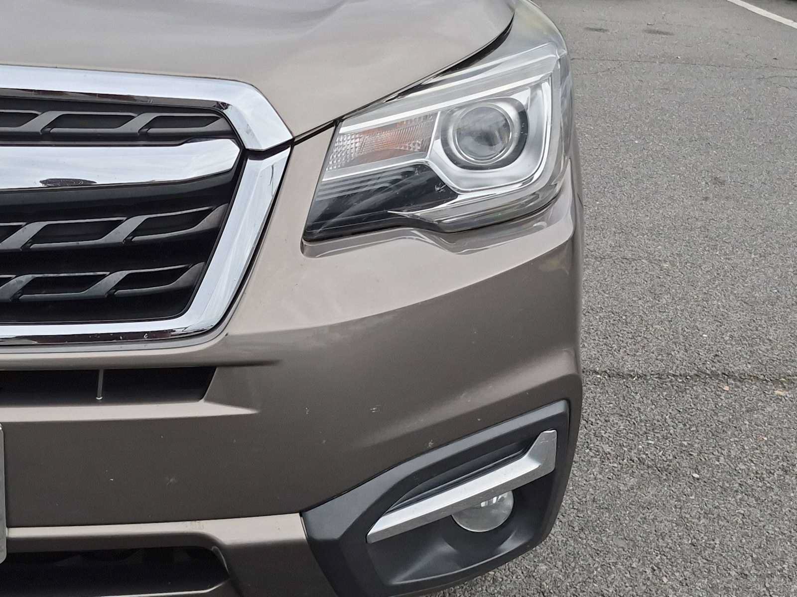 Used 2018 Subaru Forester 2.5i Touring AWD/4WD image 11