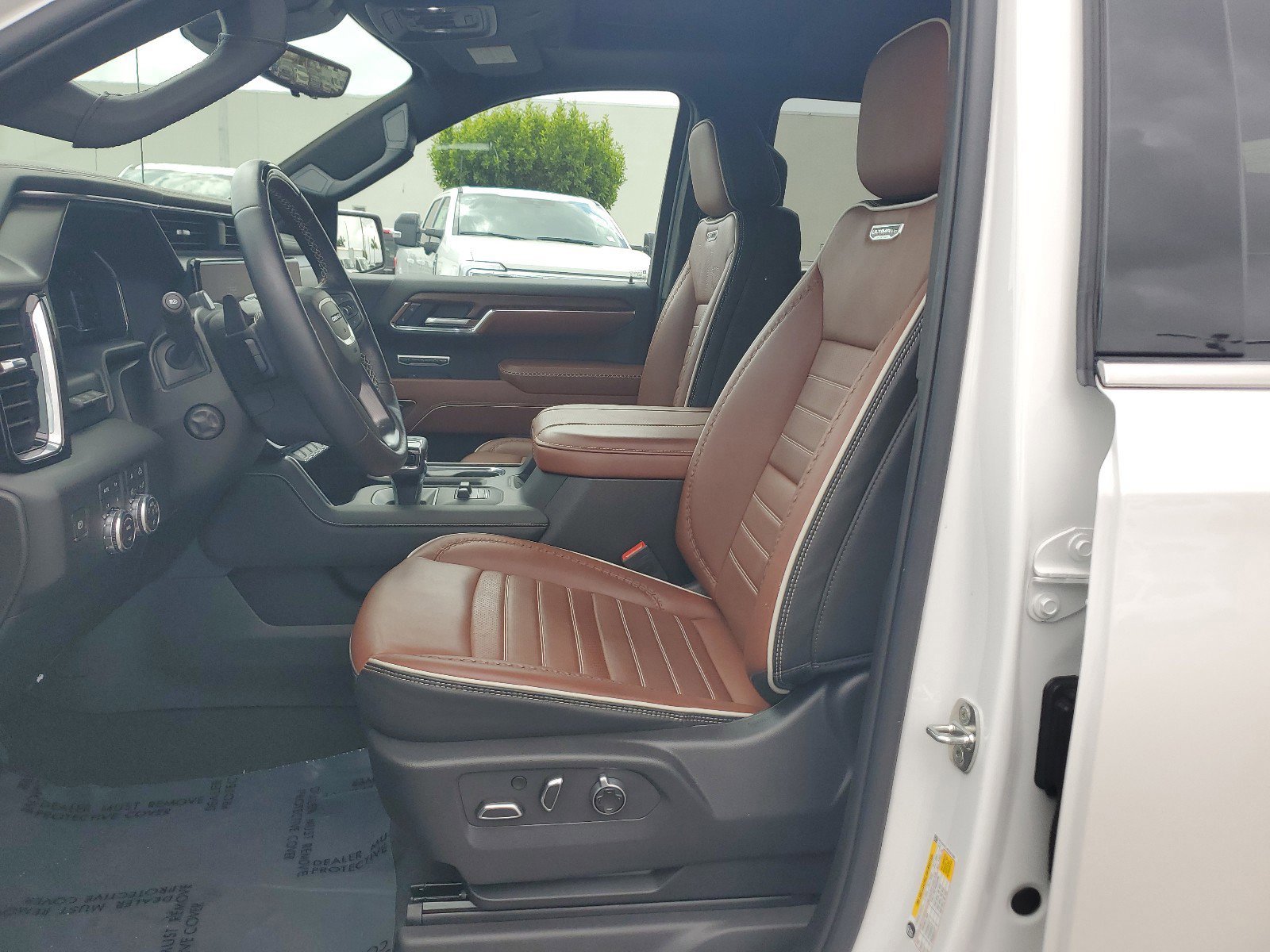 Used 2024 GMC Sierra 1500 Denali Ultimate image 13