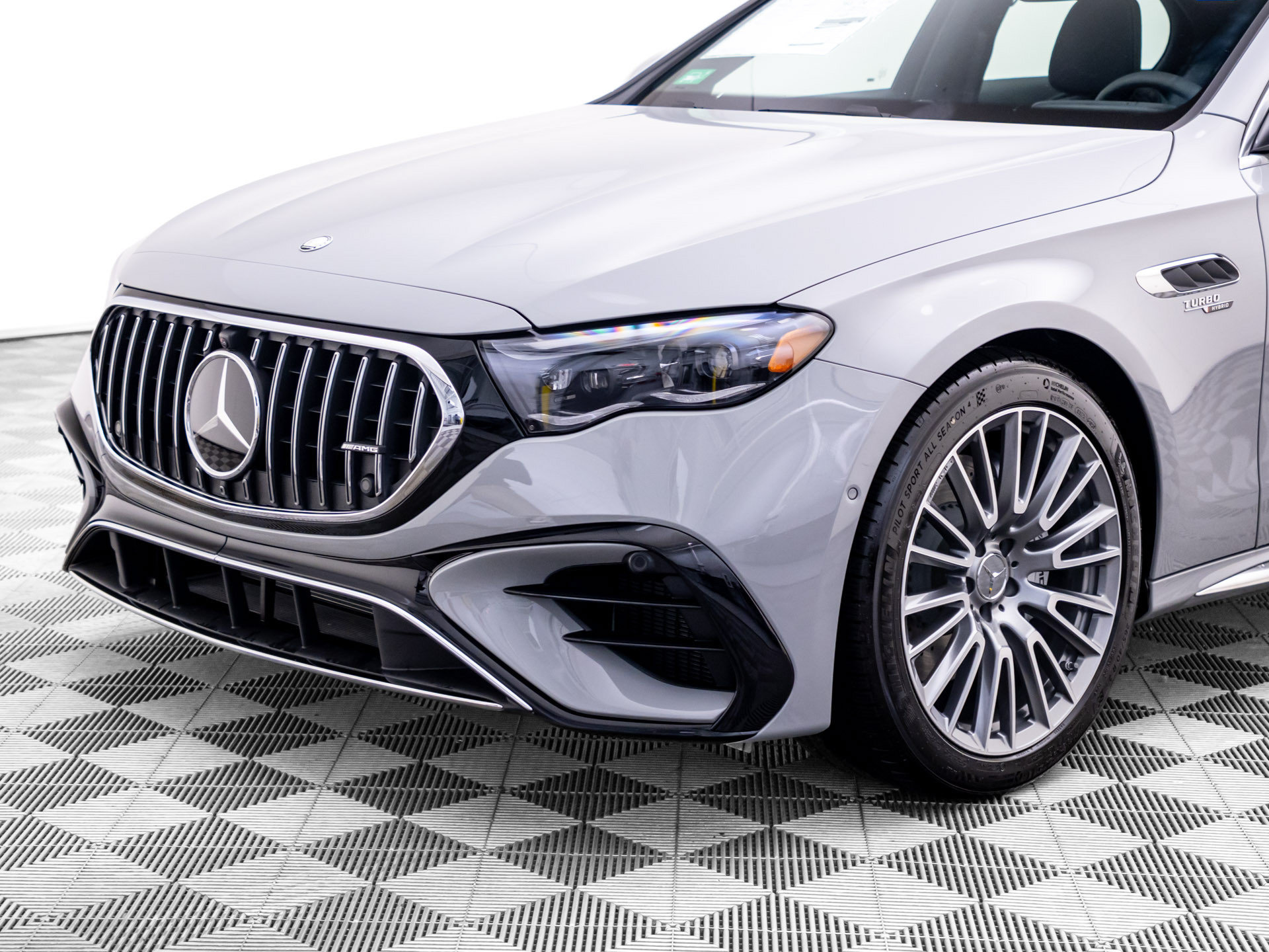 New 2027 Mercedes-Benz E 53 AMG e 4MATIC Sedan image 40