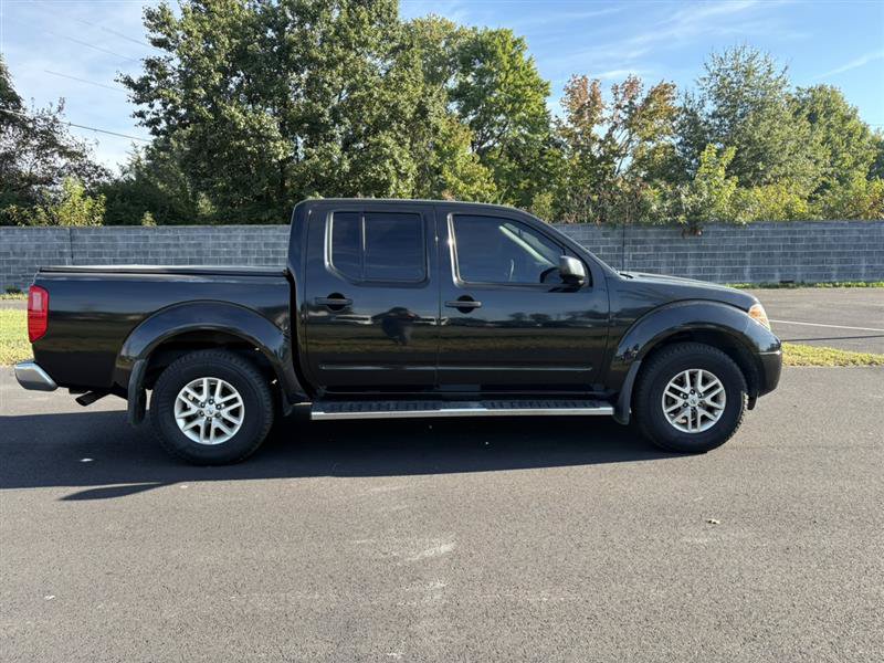Used 2018 Nissan Frontier SV AWD/4WD image 7