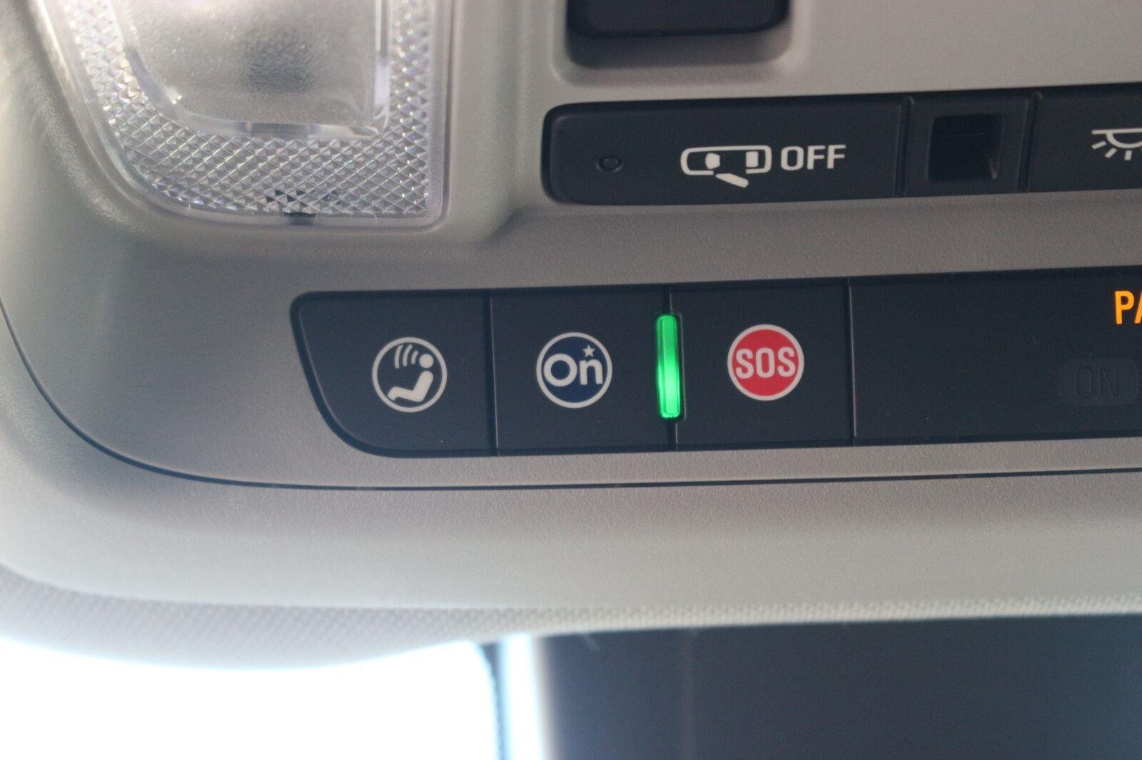 Used 2024 GMC Terrain AT4 w/ Infotainment Package II AWD/4WD image 34