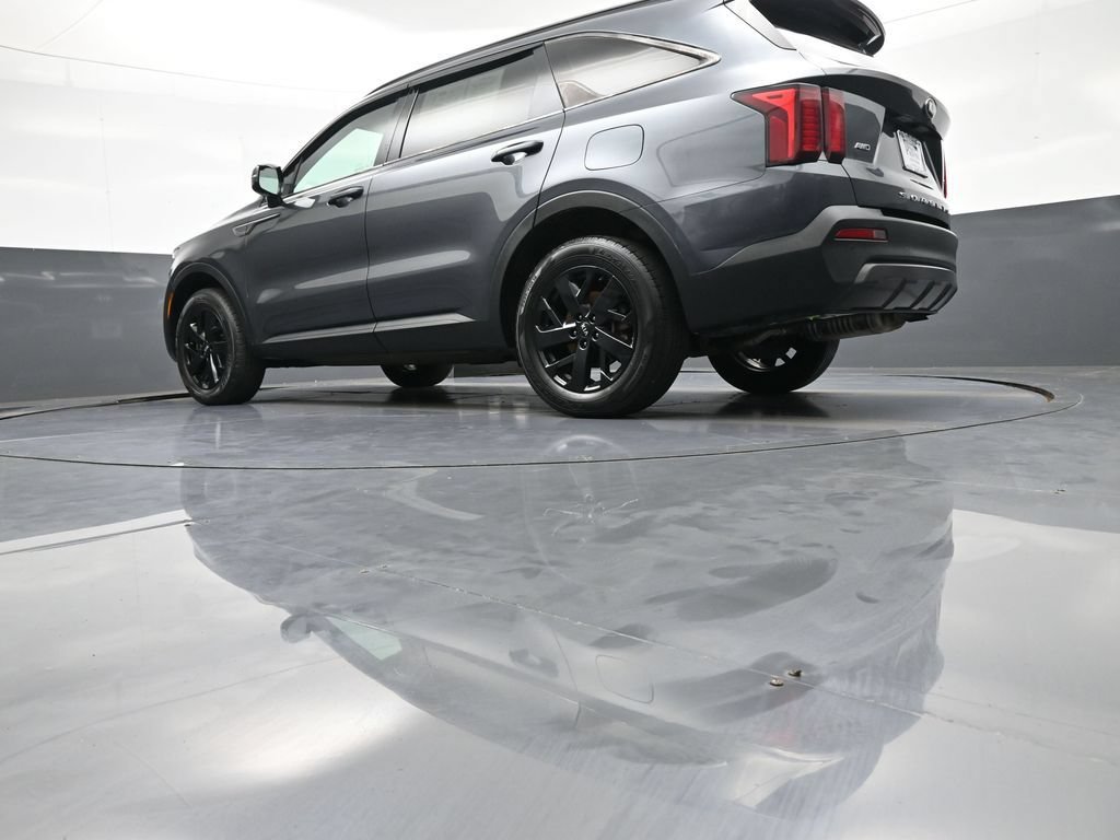 Used 2021 Kia Sorento S w/ Panoramic Sunroof Package AWD/4WD image 33