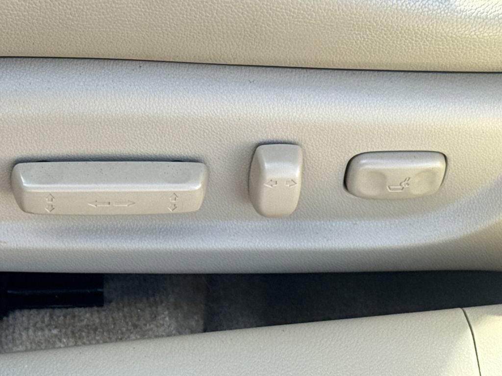 Used 2012 Honda Accord EX-L image 22