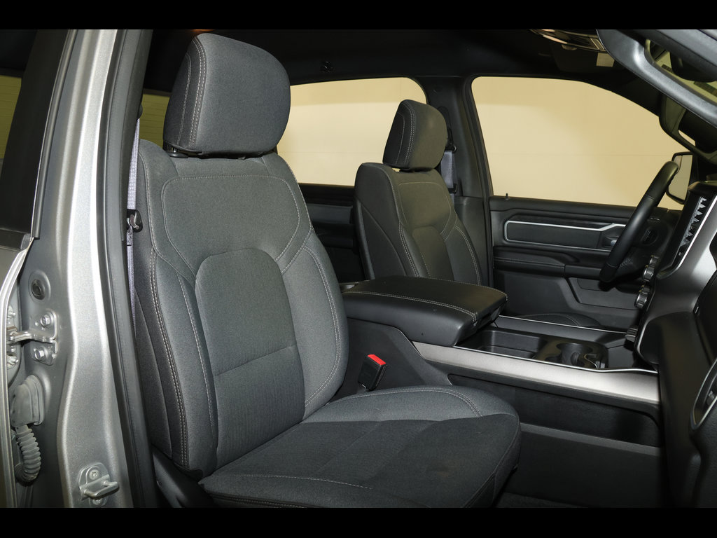 Used 2022 RAM 1500 Big Horn AWD/4WD image 29