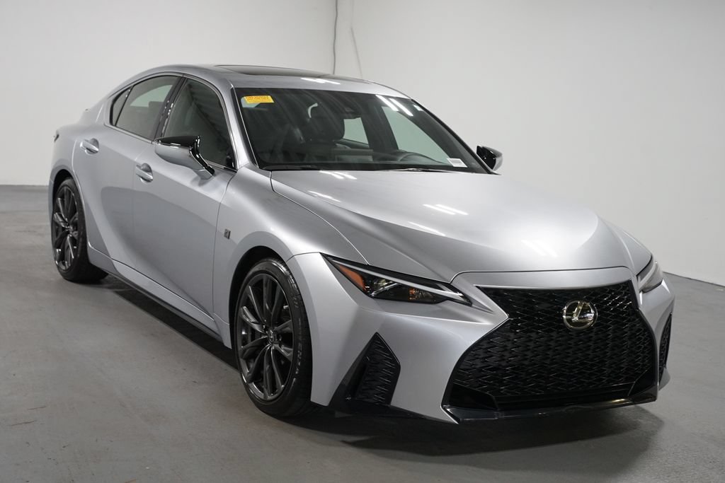 Used 2025 Lexus IS 350 F Sport RWD image 3