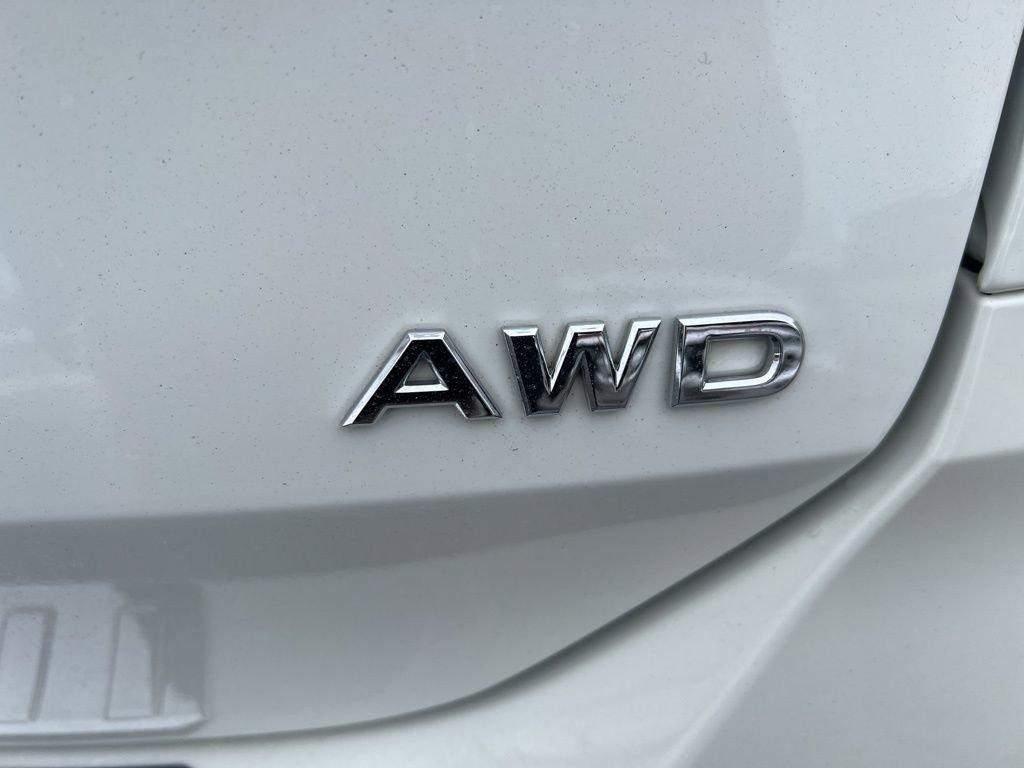 Certified 2020 Nissan Rogue S image 32