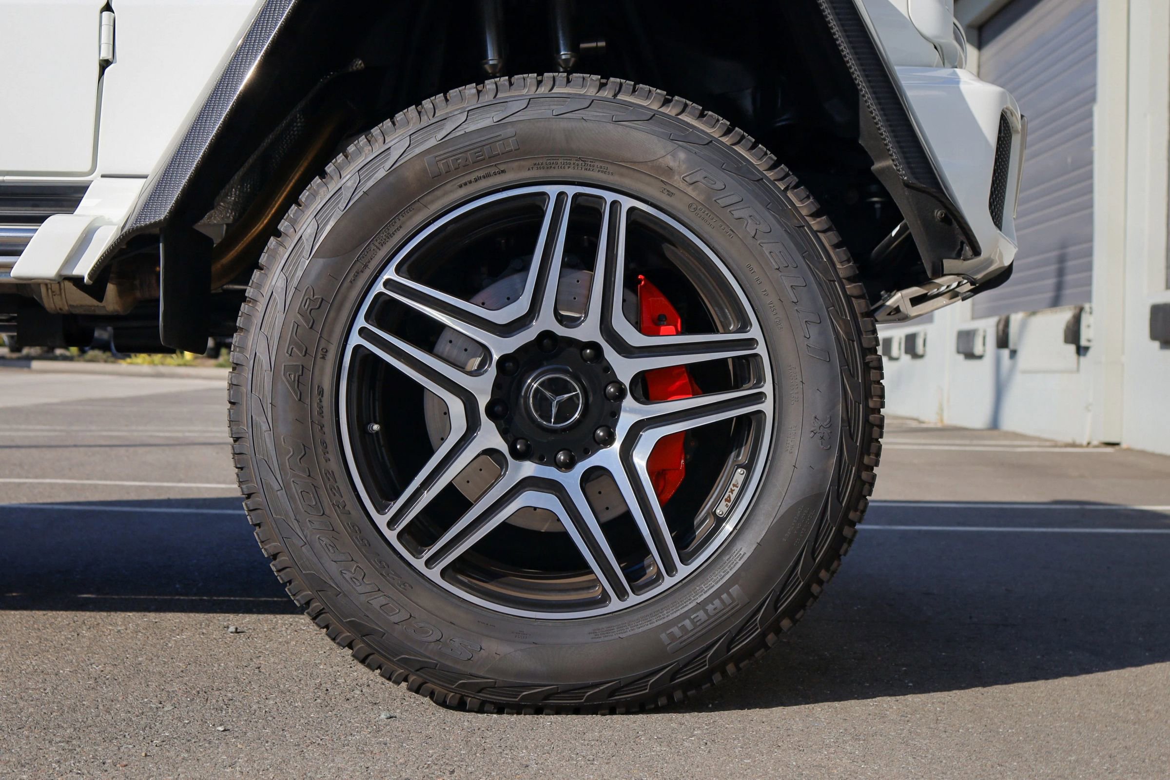Used 2017 Mercedes-Benz G 550 Squared image 39
