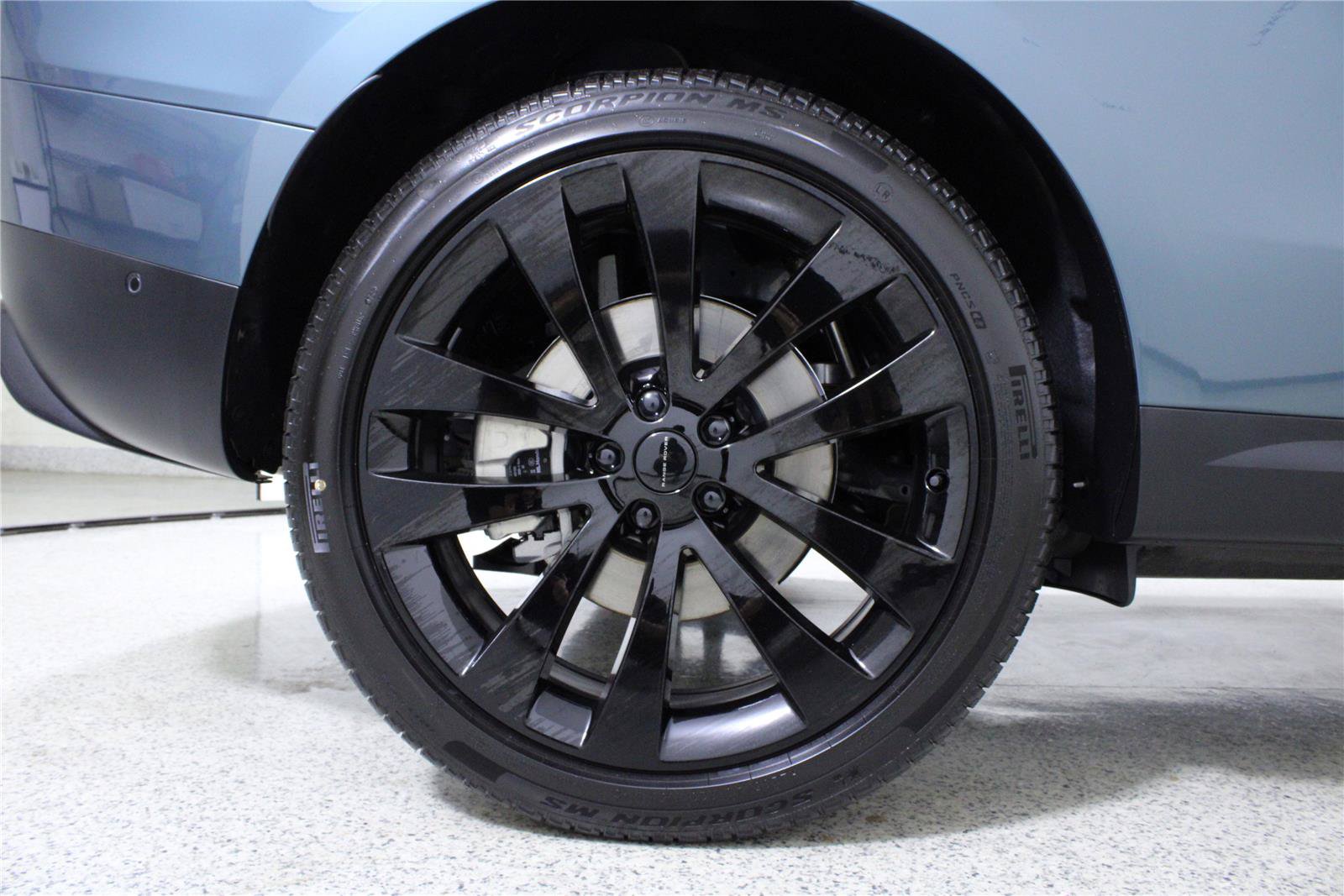New 2026 Land Rover Range Rover Sport SE AWD/4WD image 8
