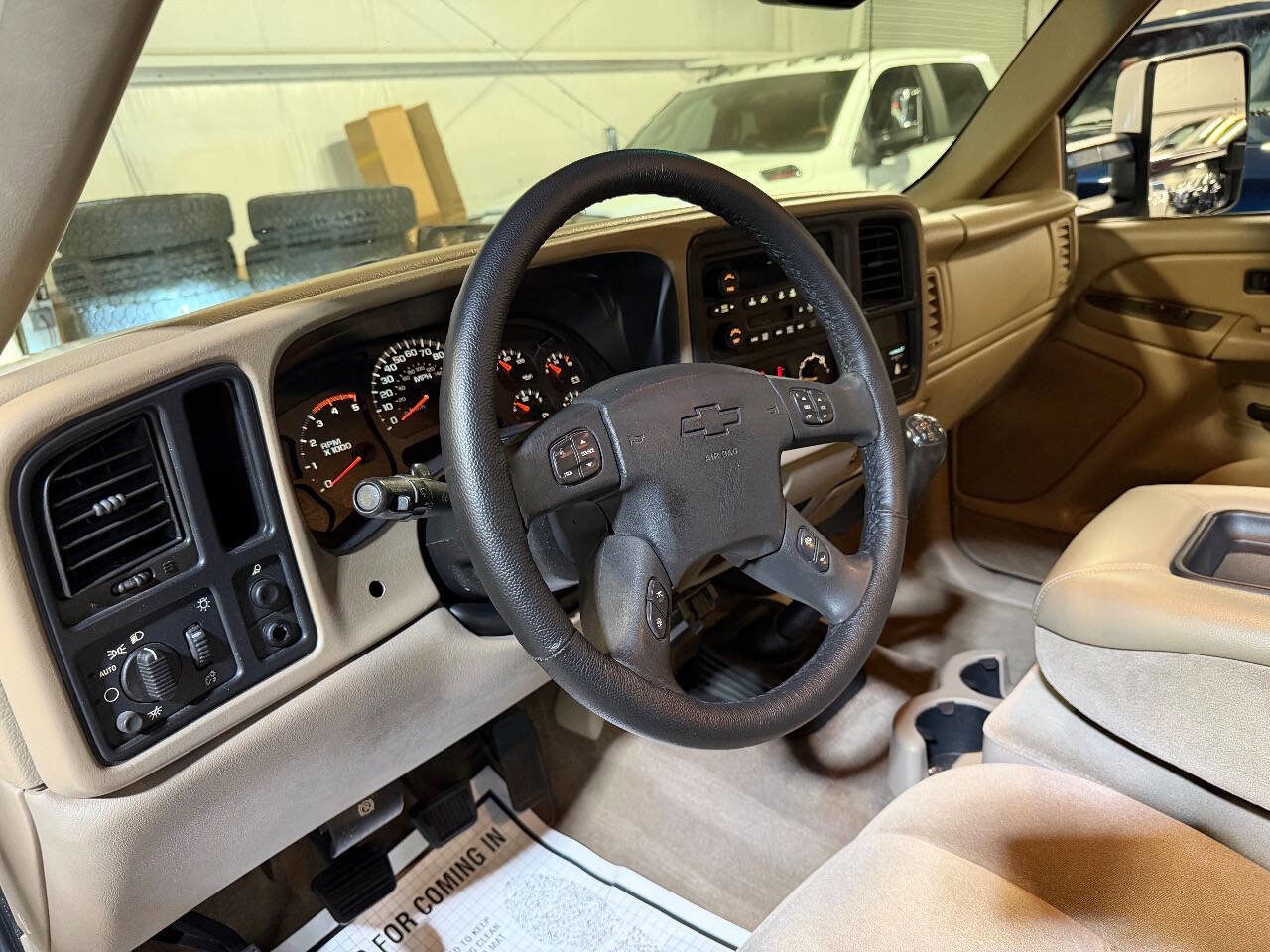 Used 2003 Chevrolet Silverado 3500 LS RWD image 35